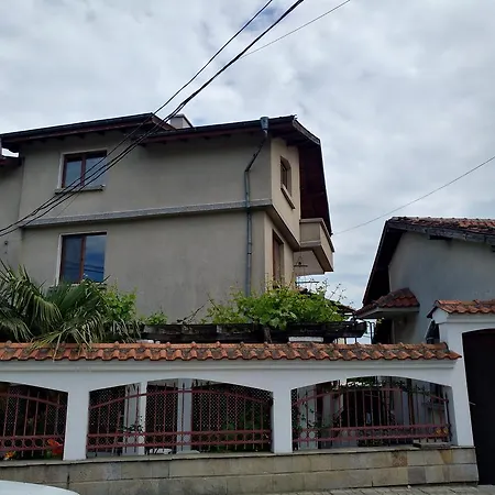 Guest house Bakyrdjieva Hоuse